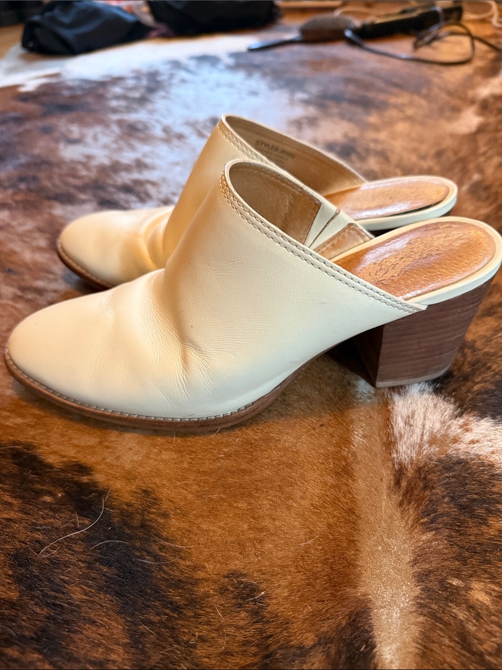 Madewell Cream Leather Block Heel Mules